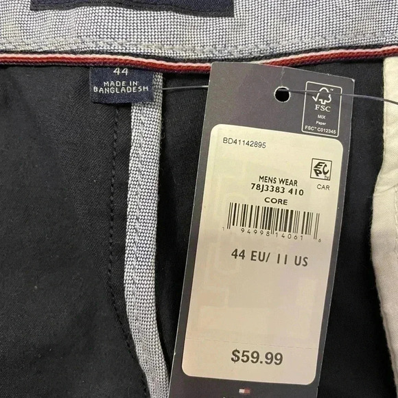 Tommy Hilfiger navy 7 inch shorts sz 44 - Picture 4 of 8